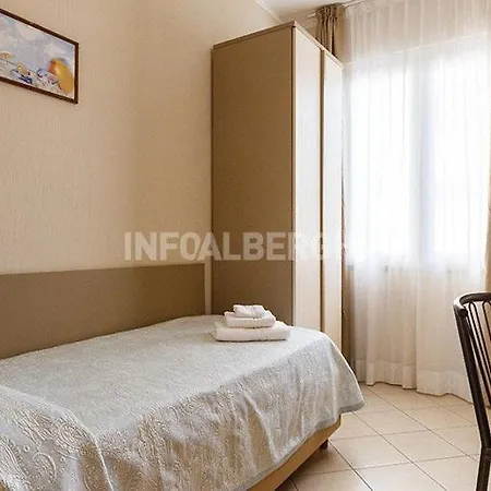 מלון 2000 Sweet Comfort *** Gatteo Mare גאטאו א מארה